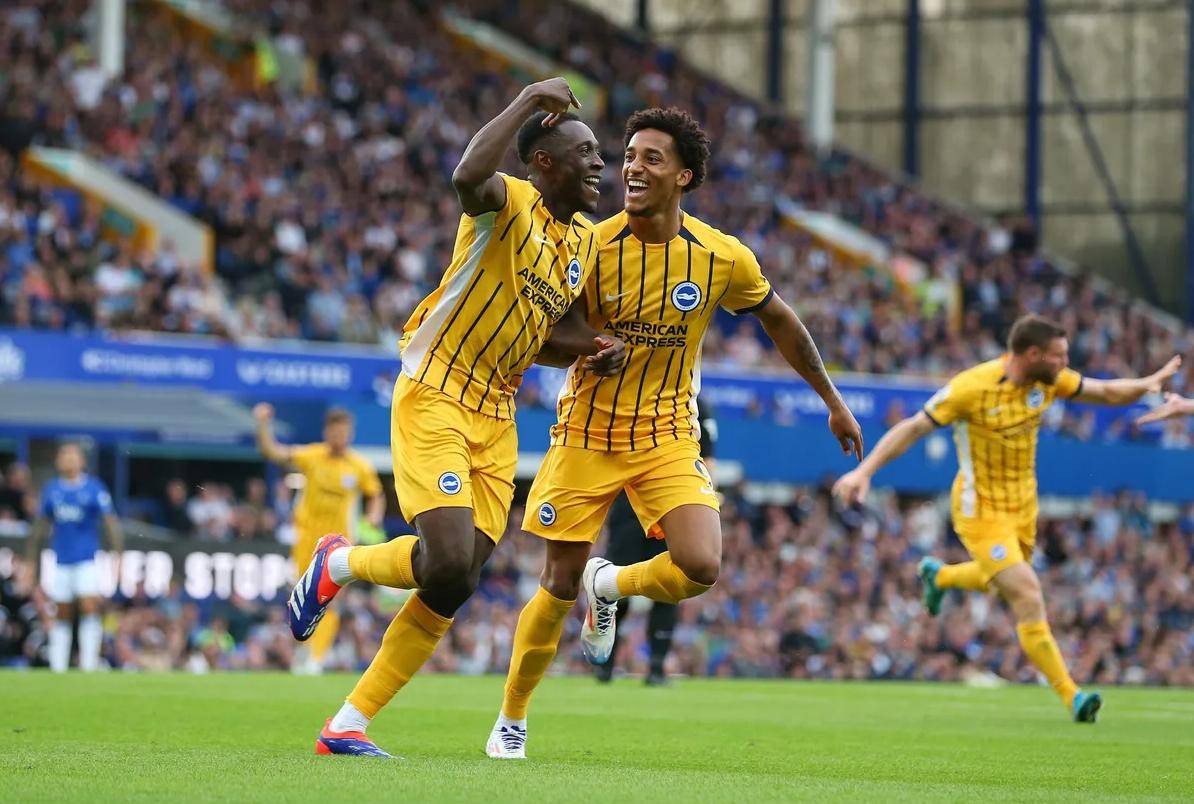 九游PC版-包含德罗巴连续十五场比赛得分超过险胜，切尔西不断突破！比赛高潮迭起的词条